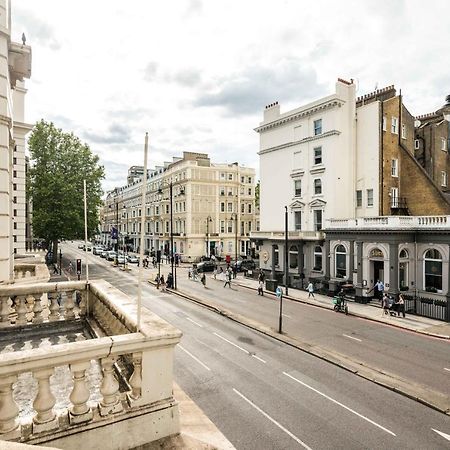 Four Beds By The Station Leilighet London Eksteriør bilde