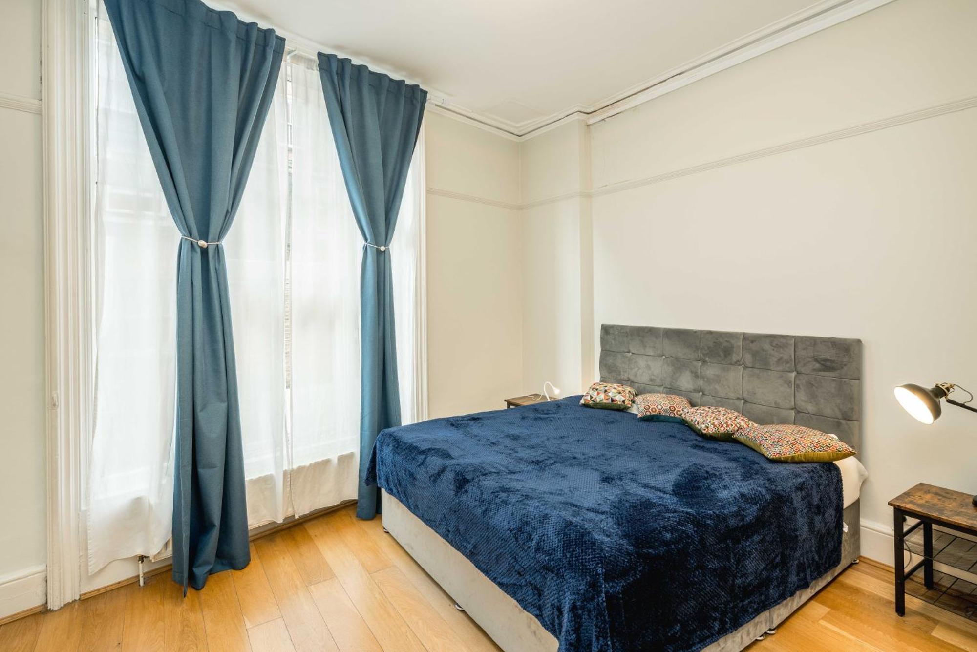 Four Beds By The Station Leilighet London Eksteriør bilde