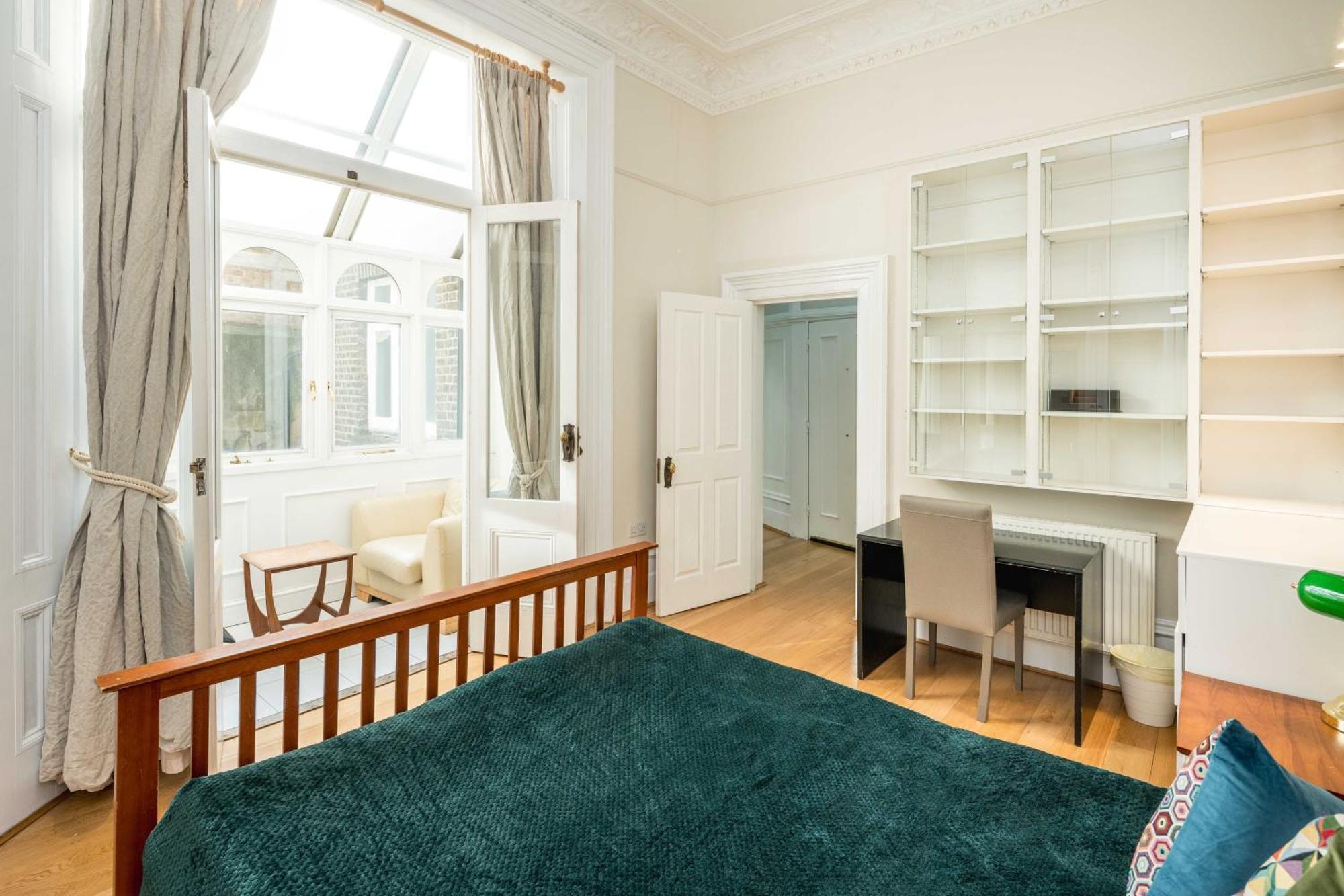 Four Beds By The Station Leilighet London Eksteriør bilde